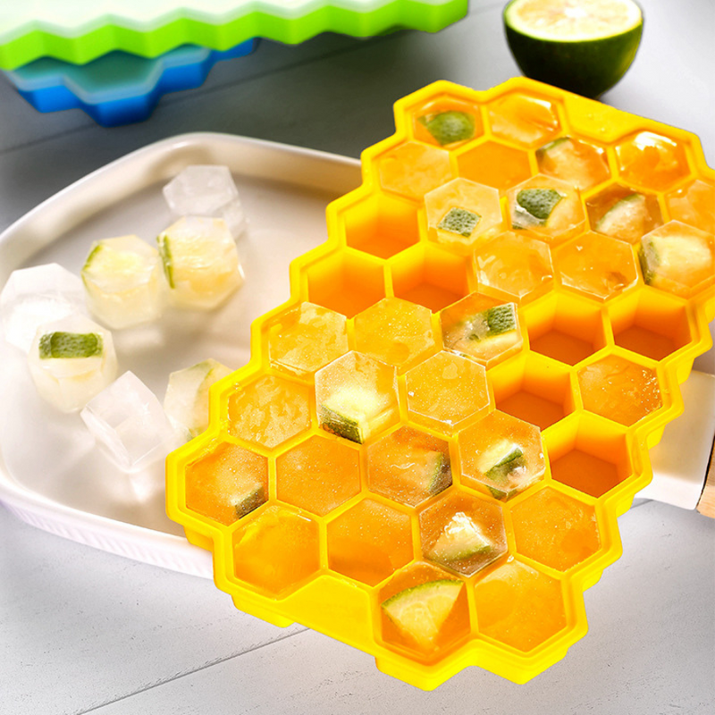 Silicone Honeycomb Ice Cube Tray with Lid - Flexible, Stackable, and Easy-Release Design