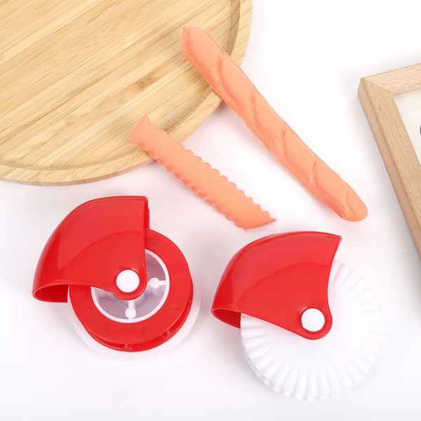 Set of 2 Pastry Wheel Decorators - Perfect for Elegant Pie and Pastry Designs