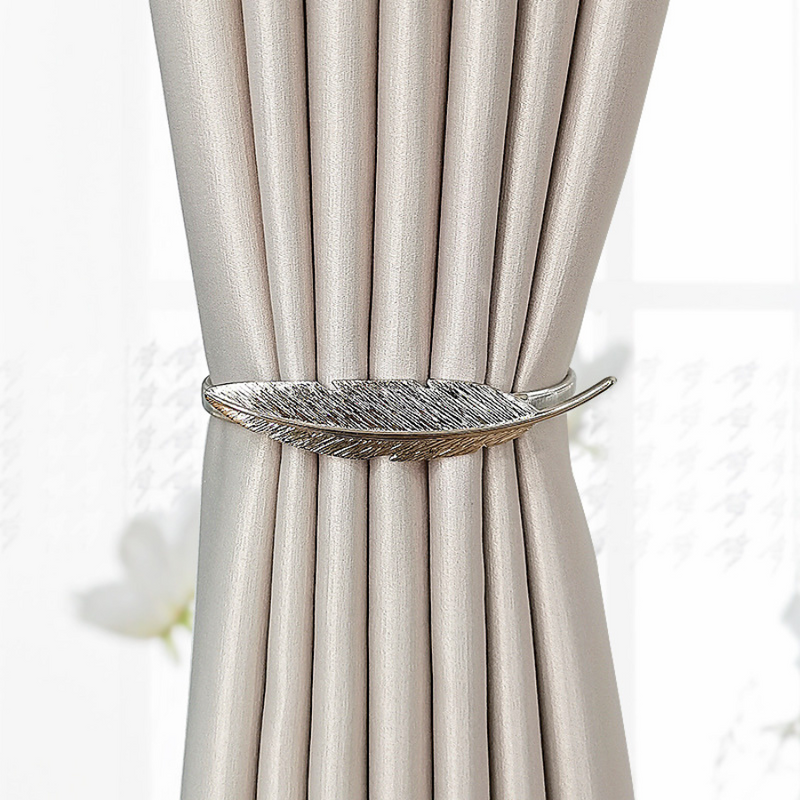 1 Piece - Elegant Feather-Shaped Metal Curtain Tieback - Stylish and Functional Decorative Holder