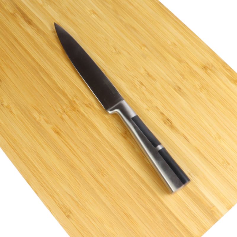 Sleek Stainless Steel Knife Set With Modern Black Block - 5 Essential Knives For Your Kitchen