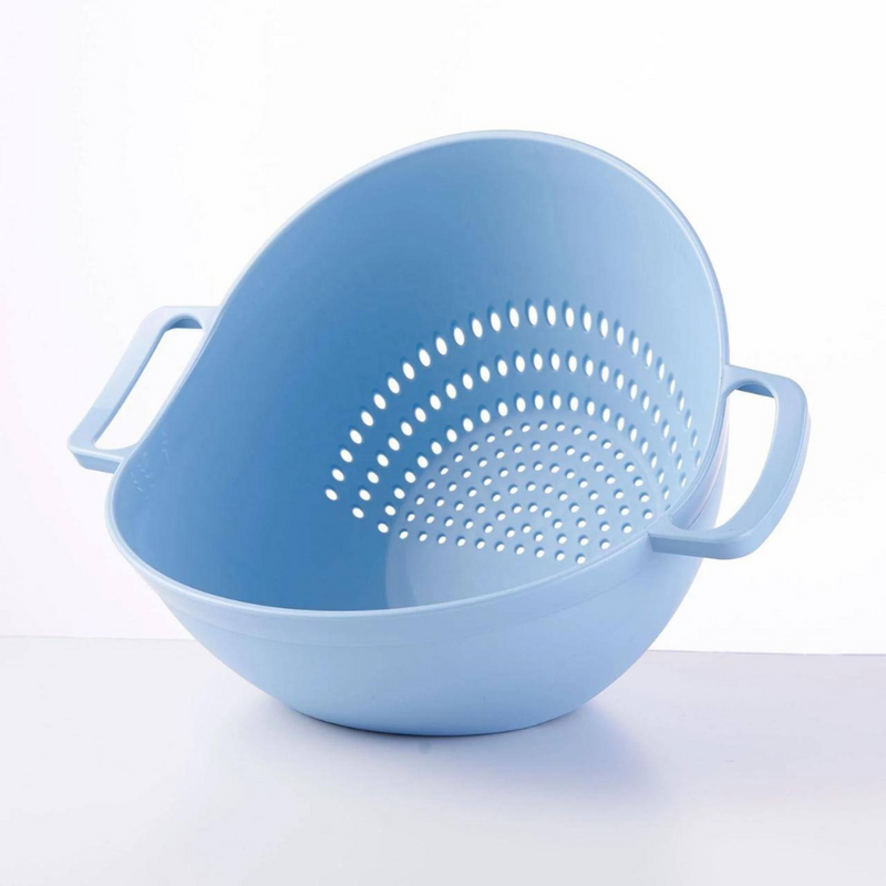 Durable Plastic Colander With Dual Handles For Easy Straining, Available In Random Colors